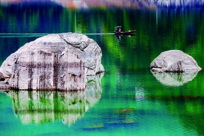 重庆黔江小南海国家地质公园：湖光山色美 土家风情浓