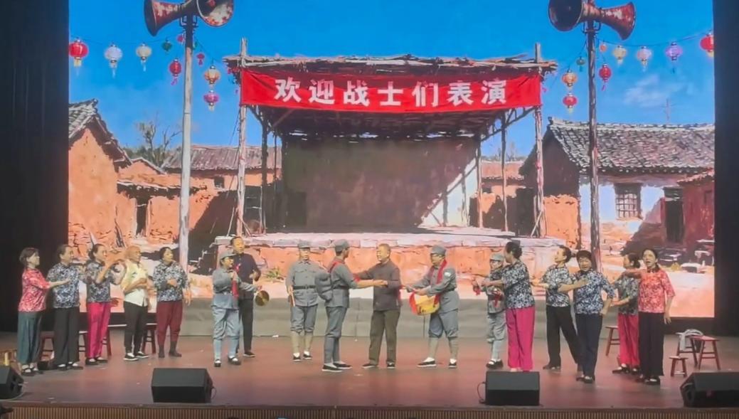 人民是靠山——情景剧《靠山》座谈会侧记