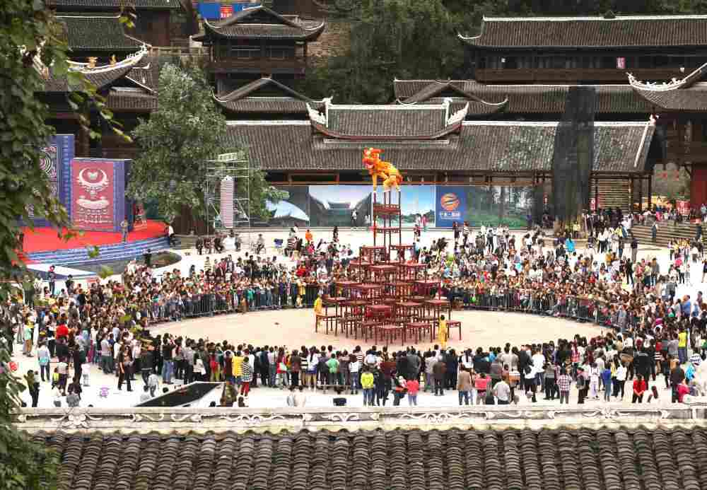 重庆彭水：高台狮舞展非遗 文旅融合焕生机