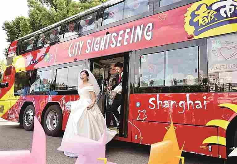 仪式“瘦身”，幸福“扩容”——当代青年人拥抱简约的婚礼形式