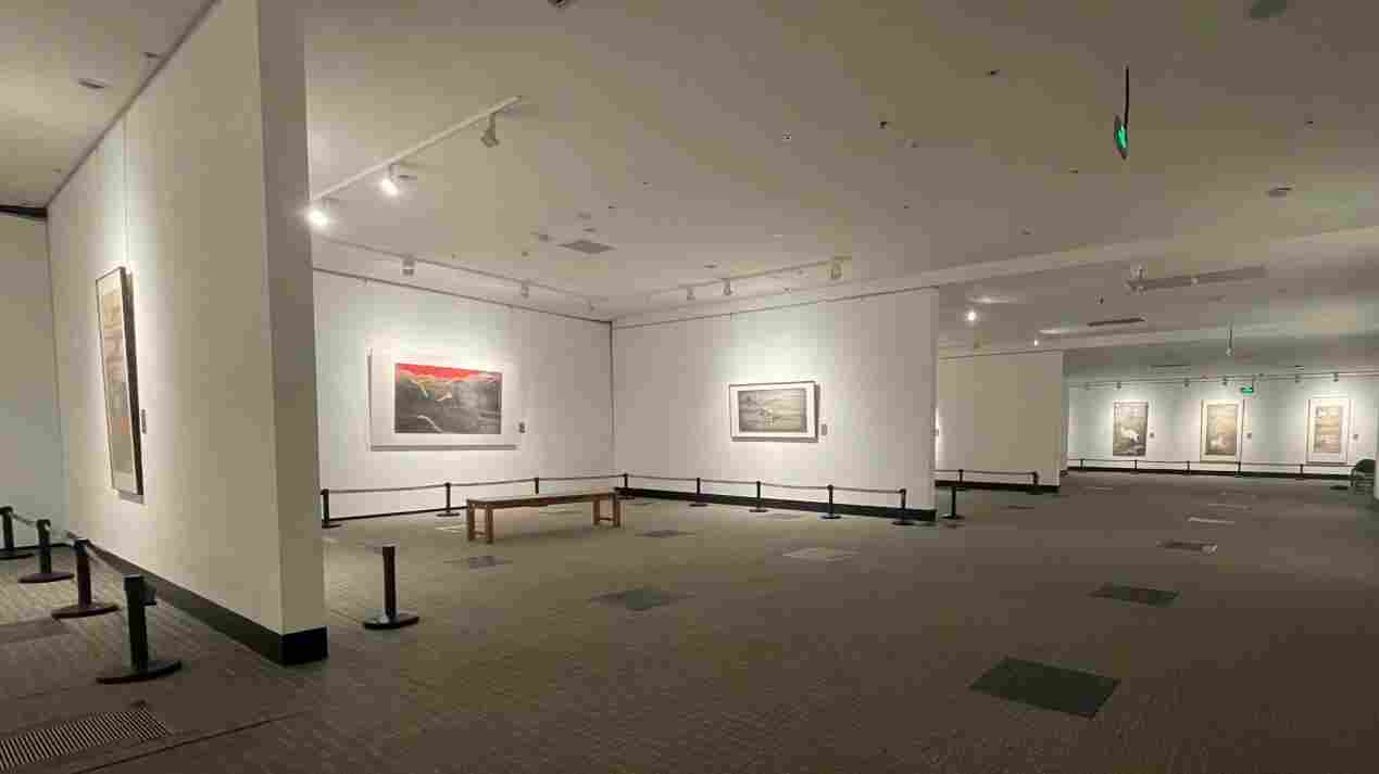 传统笔墨绘就生命哲思——籍洪达中国画作品展在山东威海启幕