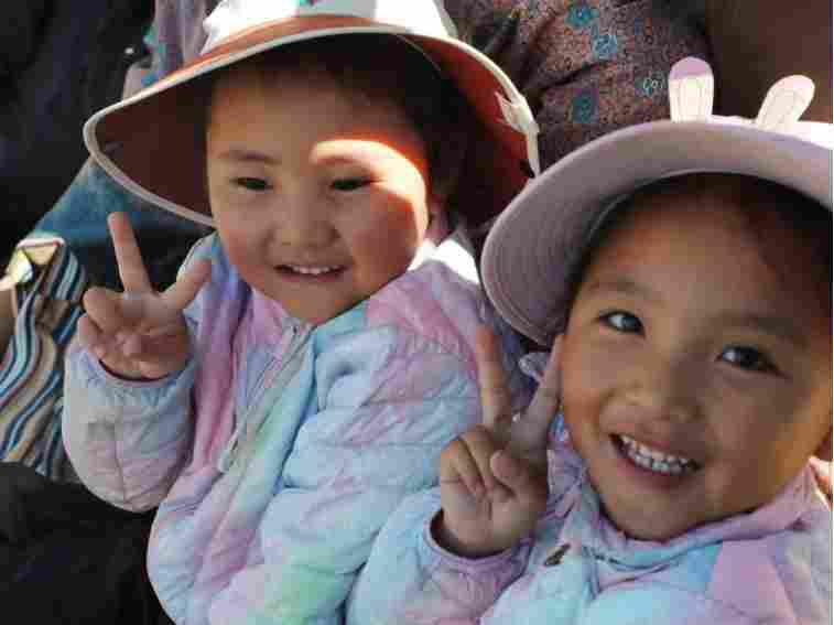 象雄文化旅游节舞动雪域团结赞歌（石榴花开 籽籽同心）