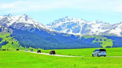【砥砺奋进七十载 天山南北谱华章】在新疆，一路风景一路歌