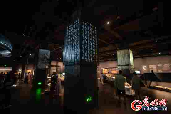 组图｜陕西历史博物馆秦汉馆：从“天下同一”到“数联古今”