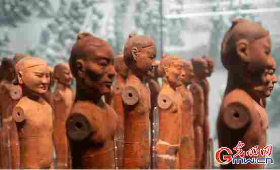 组图｜微笑“姗姗”来了！一起感受数字化文博魅力