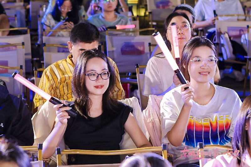 【网络中国节·七夕】北京东城微风露台音乐会浪漫开启