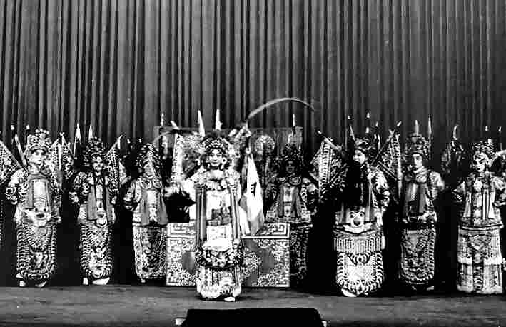 北京人民剧场：承载新中国戏曲艺术现代化的梦想