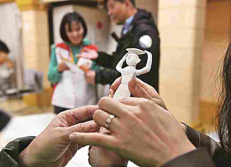 指尖触摸历史与艺术