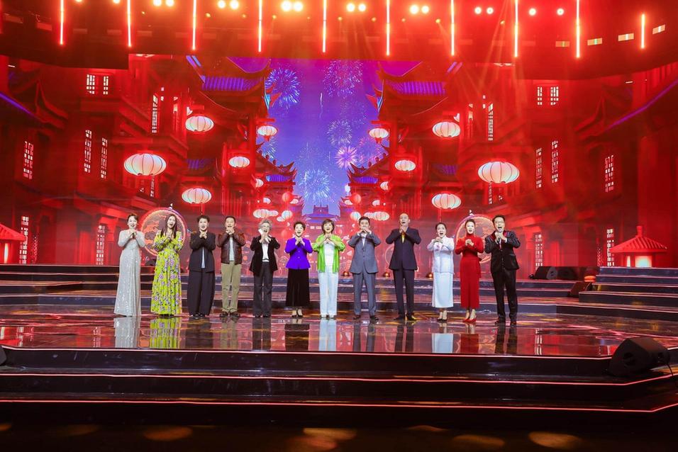群星荟萃共绘马年新春诗意画卷 CETV诗意中国春晚录制圆满成功