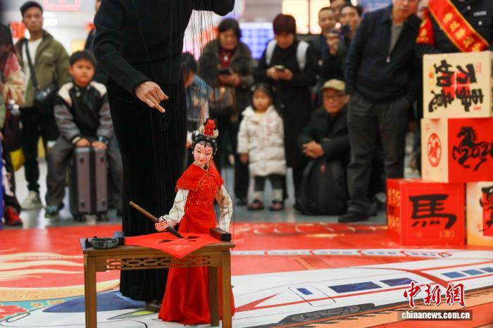 （新春走基层）非遗互动展演 福建泉州站别样迎新春