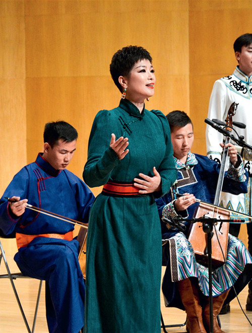 歌从田野来：民族音乐的守护与传薪