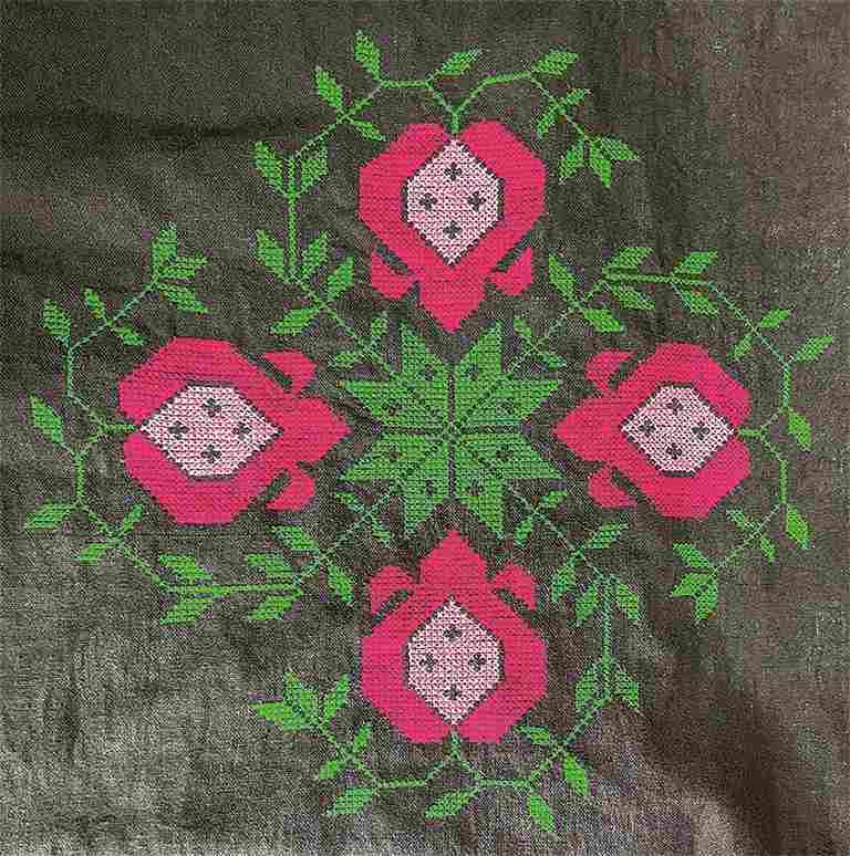 苗族挑花中的春信