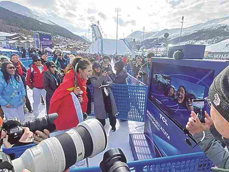 爱笑的谷爱凌又回来了