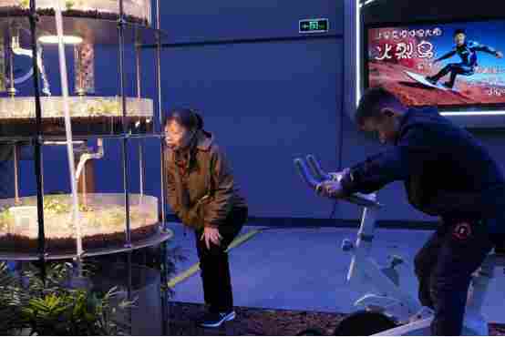 【网络中国节】新春走基层|在鸟巢赴约“火星”，以艺术打开新春