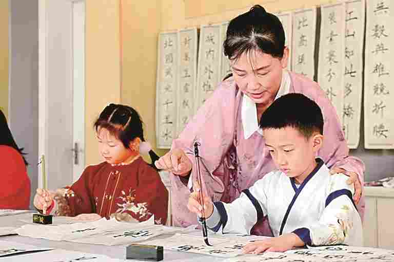 传统文化焕青春 古韵国风正当时