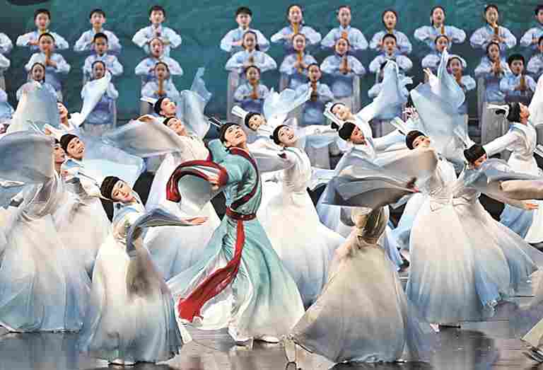 当“约戏”成为新社交方式——年轻人为何爱上剧场