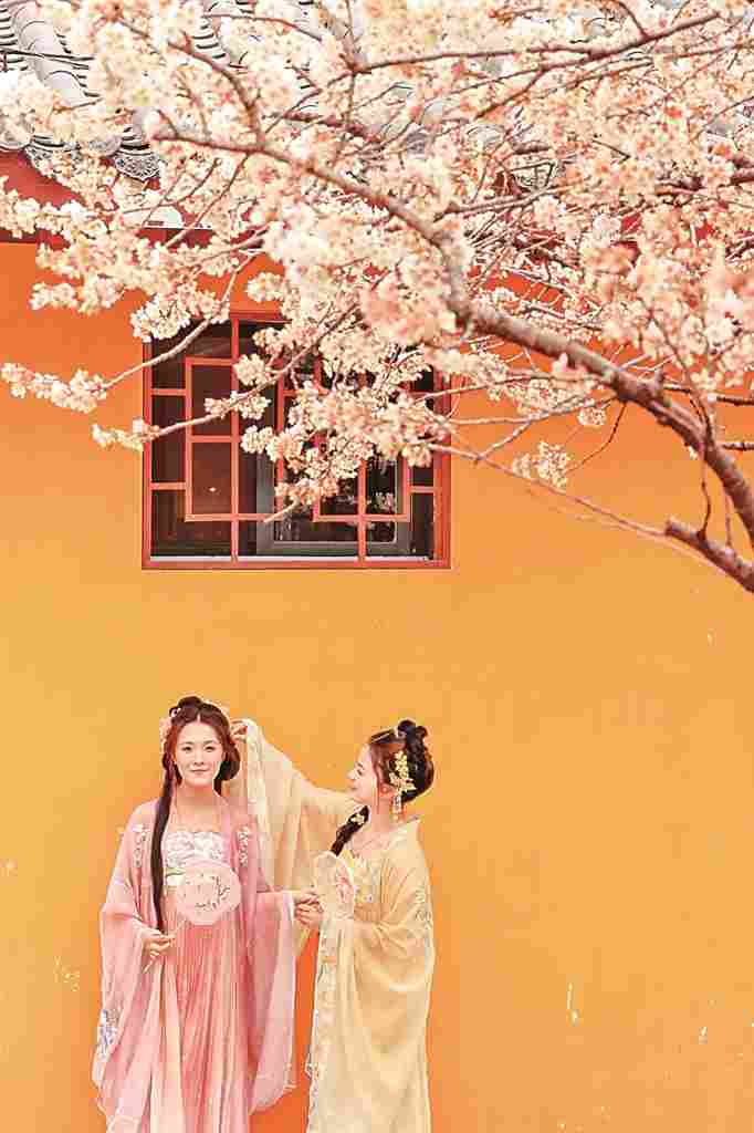 “新中式”，正融入青年的日常生活