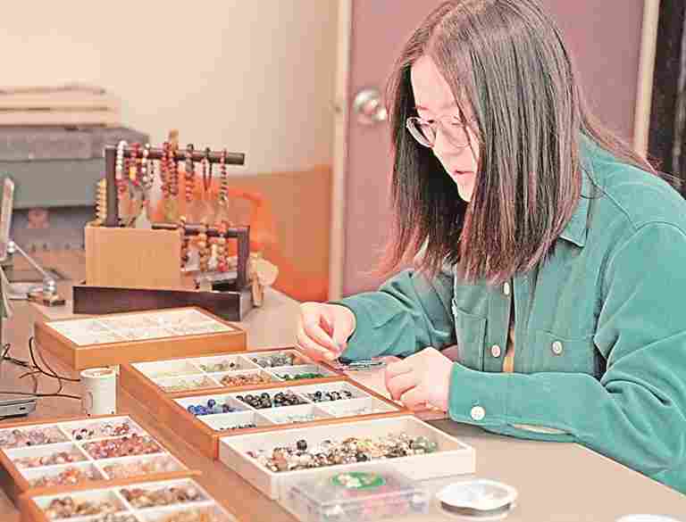 “新中式”，正融入青年的日常生活